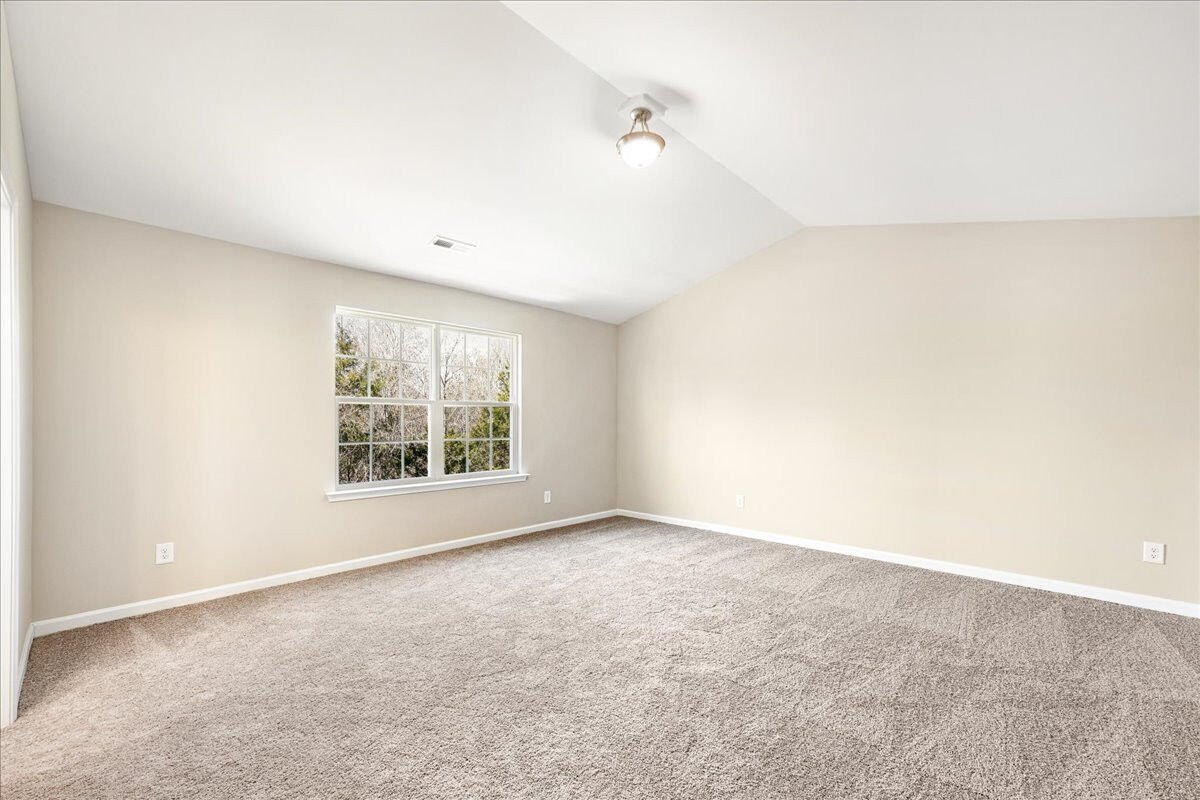 https://assets.windsorhomes.us/img/BCR_lot4_Stoddard_elvF_1949_Kippen_Drive_primary_suite.jpg
