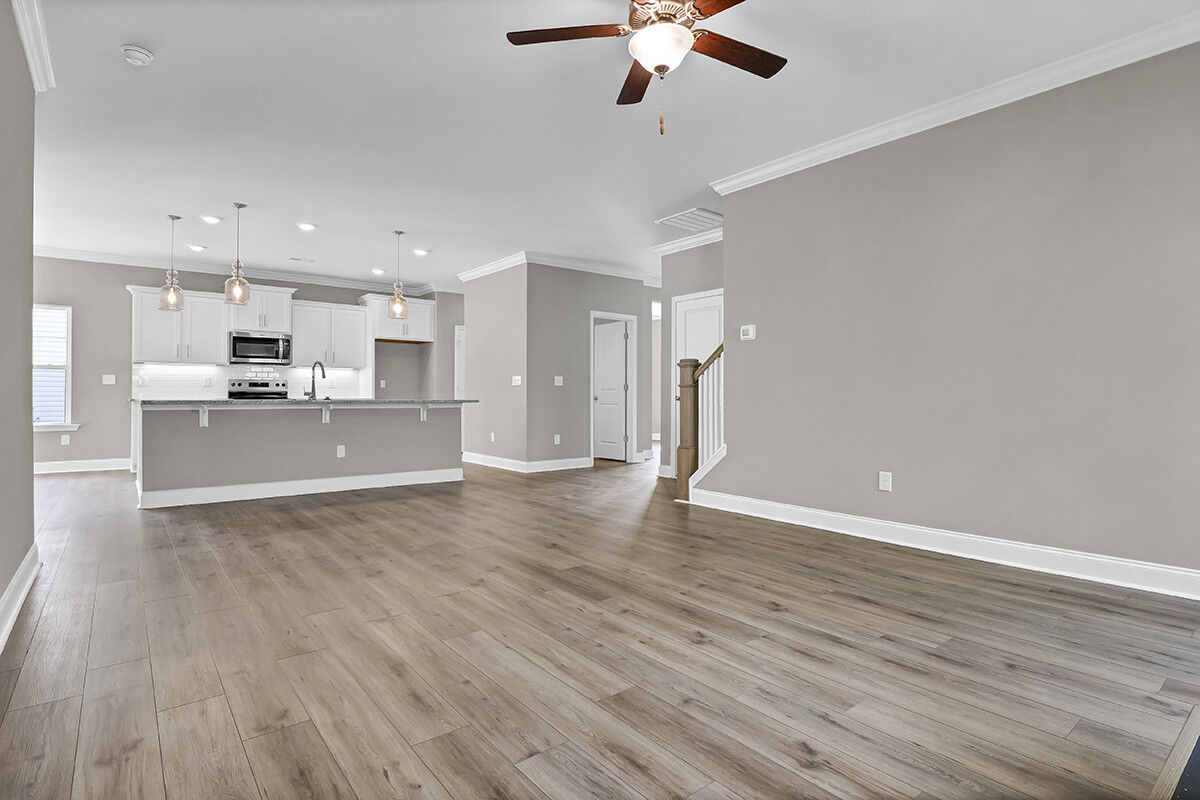 https://assets.windsorhomes.us/img/BMW_lot23_Bailey_A_848_Red_Sky_Drive_great_room_2.JPG