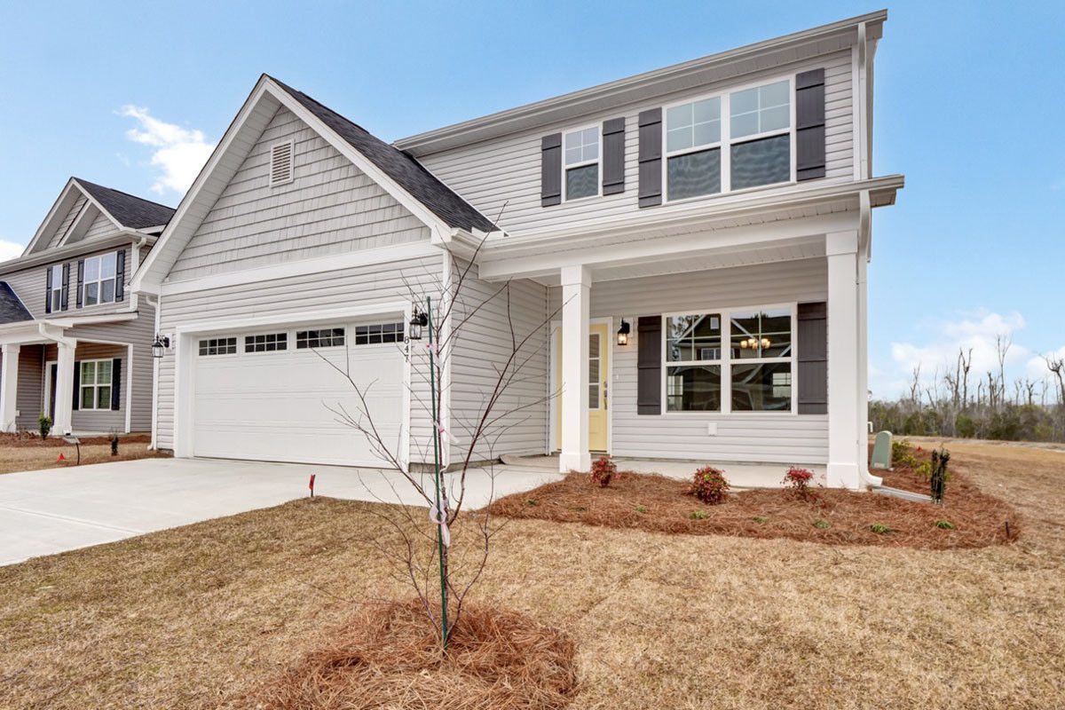 https://assets.windsorhomes.us/img/BMW_lot26_Cameron_847_Red_Sky_Dr_exterior_Side.jpeg