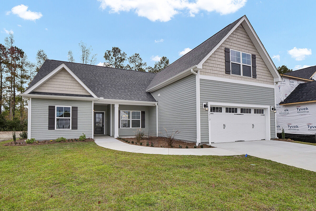 https://assets.windsorhomes.us/img/BMW_lot8_Midland_D_2013_Twilight_Drive_exterior_side.jpg