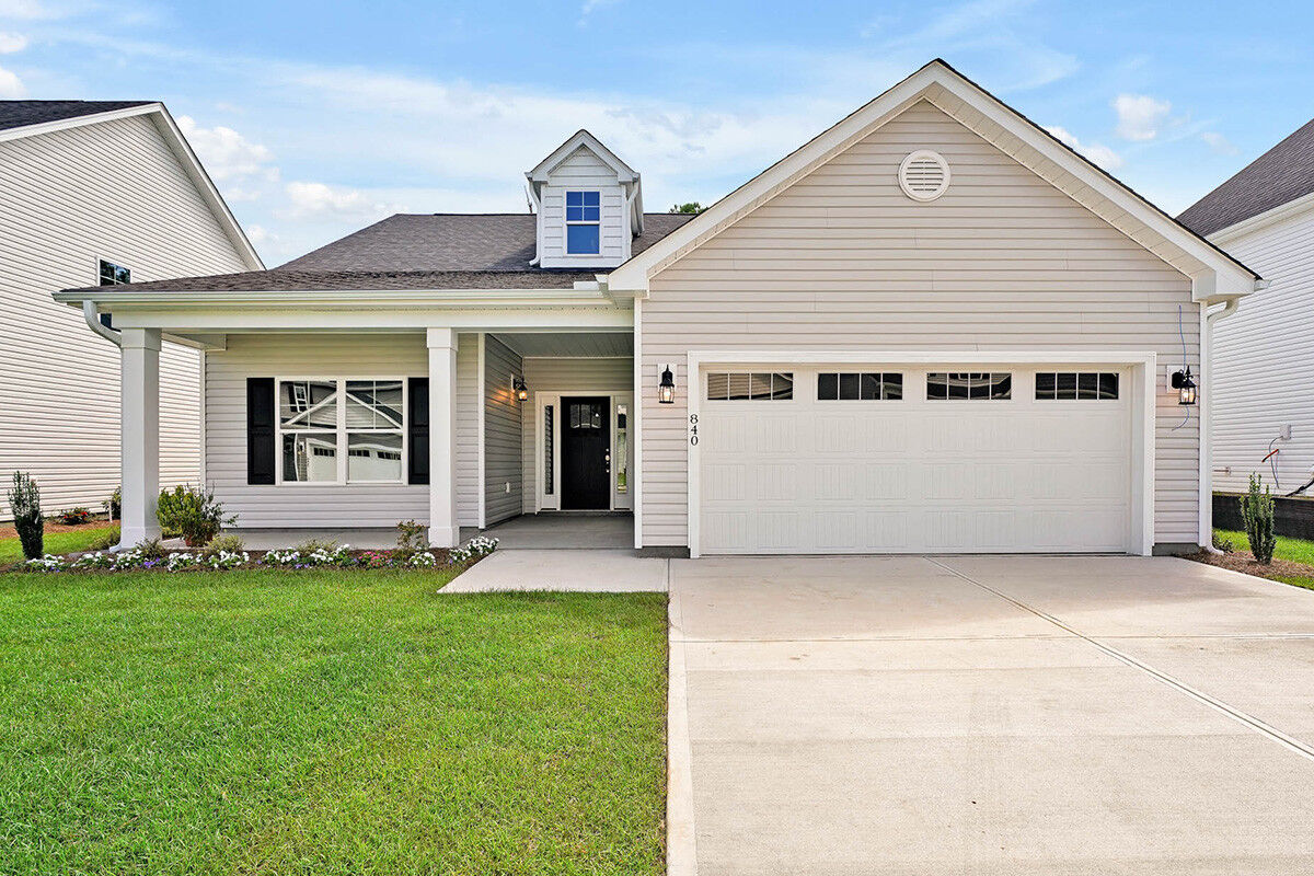 https://assets.windsorhomes.us/img/BMW_lot_21_Somerset_C_840_Red_Sky_Drive_NE_exterior_Full_front.jpg