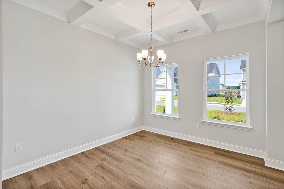 https://assets.windsorhomes.us/img/BMW_lot_22_Richmond_A_844_Red_Sky_Dr_NE_dining.jpg