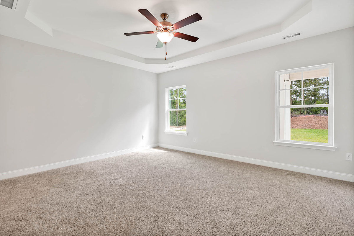 https://assets.windsorhomes.us/img/BMW_lot_22_Richmond_A_844_Red_Sky_Dr_NE_primary_bedroom.jpg