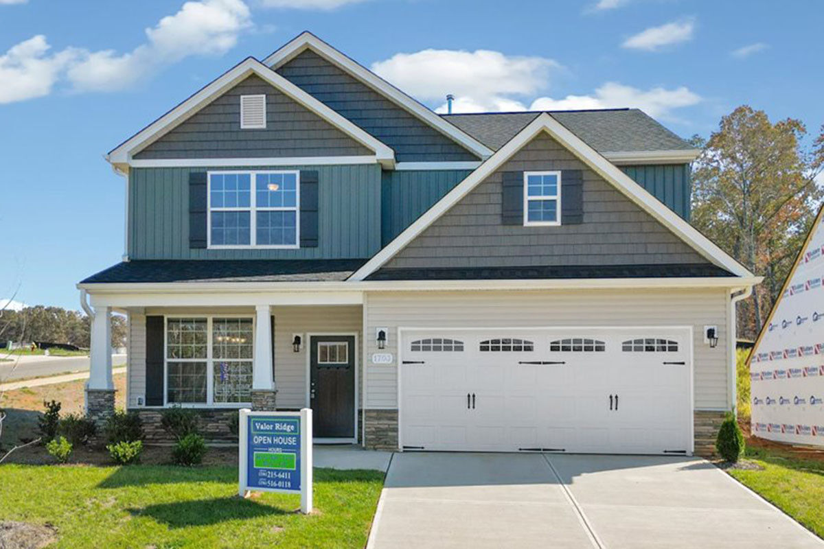 https://assets.windsorhomes.us/img/Bailey_B_VR_lot50_1703_Langlais_drive_Exterior_Front_Crop.jpg
