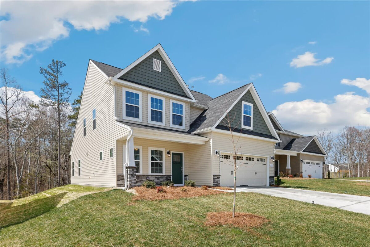 https://assets.windsorhomes.us/img/CCK_lot14_Richmond_elvA_4115_Stallion_St_exterior_side.jpg