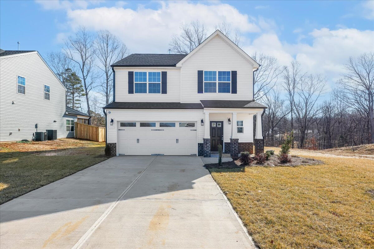 https://assets.windsorhomes.us/img/VR_lot11_Southport_elvA_1826_Parham_Drive_exterior_full_front.jpg