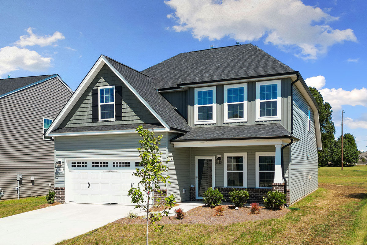 https://assets.windsorhomes.us/img/WP_lot1_Richmond_elvC_3301_Alyssa_Way_exterior_front_side.jpg