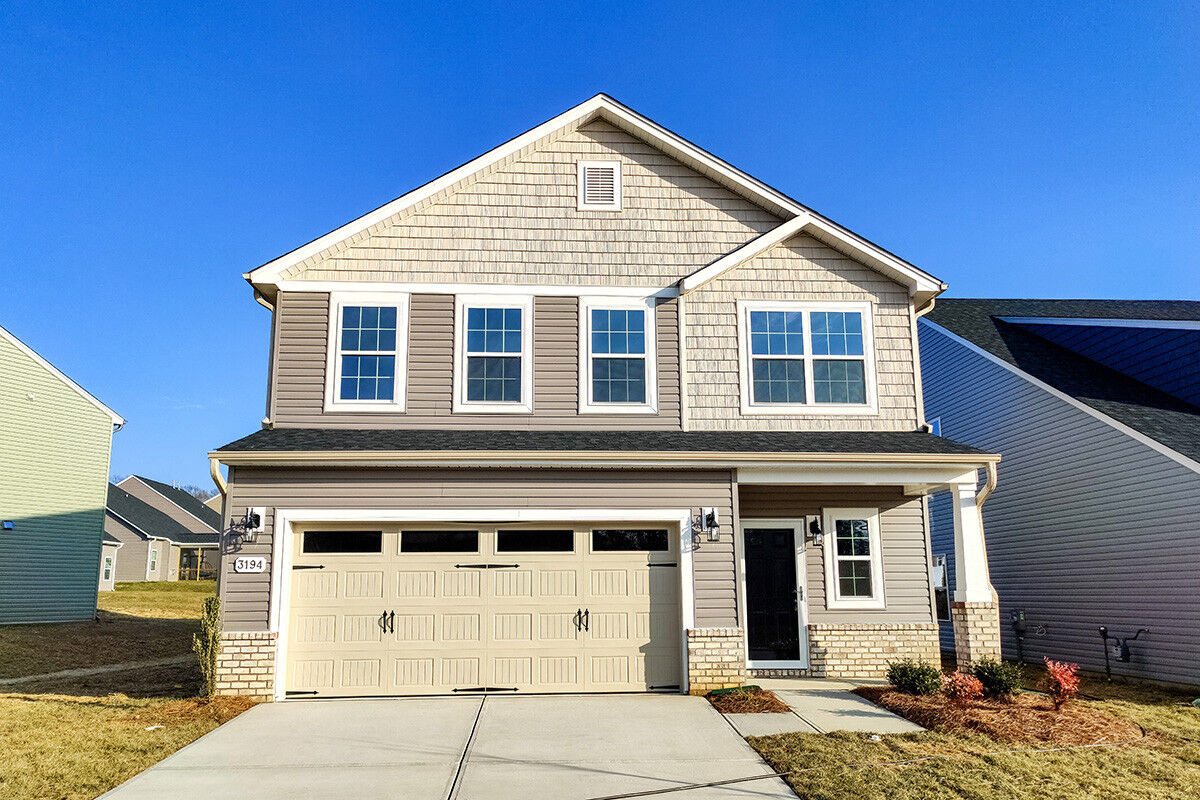 https://assets.windsorhomes.us/img/WP_lot44_Columbia_elvA_3194_Riley_Ford_Trail_Exterior_Full_Front.jpg